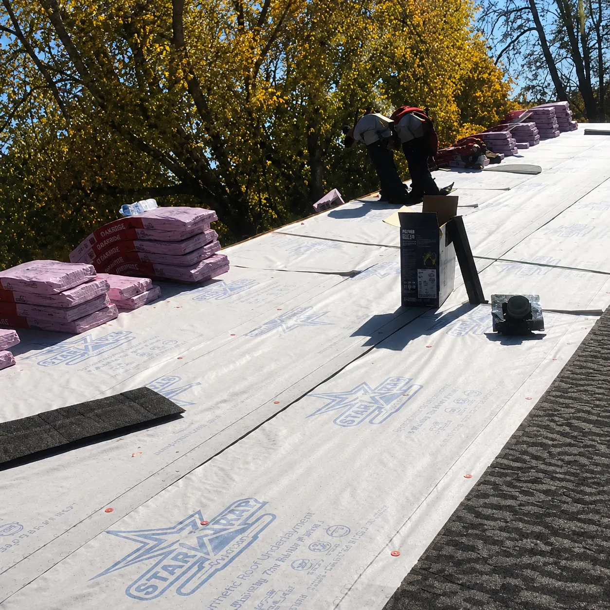 StarRap Underlayment + Crew On Ridge
